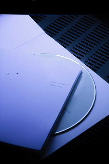 Inhale/Exhale, CD-Gestaltung. CD mit Booklet.